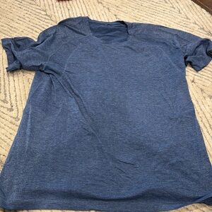 Lululemon metal vent tech shirt